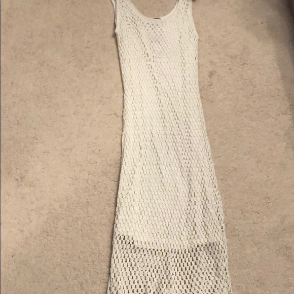 Dress - Picture 3 of 4